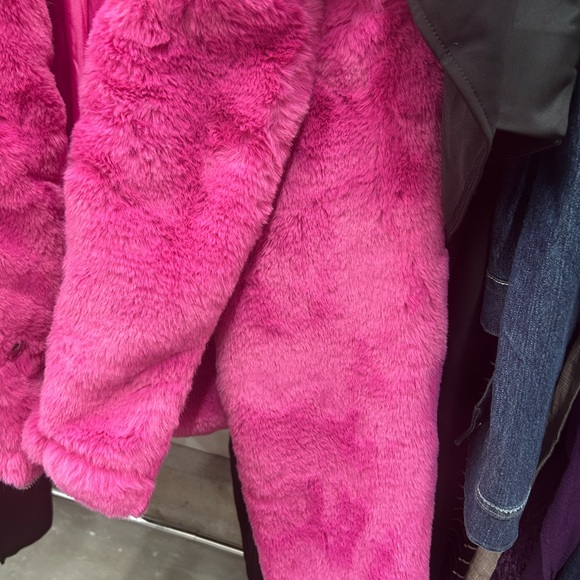 Forever 21 Vibrant Pink Teddy Jacket - Picture 4 of 5